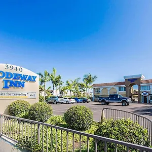https://rodeway-inn-suites-inglewood.topanaheimhotels.com